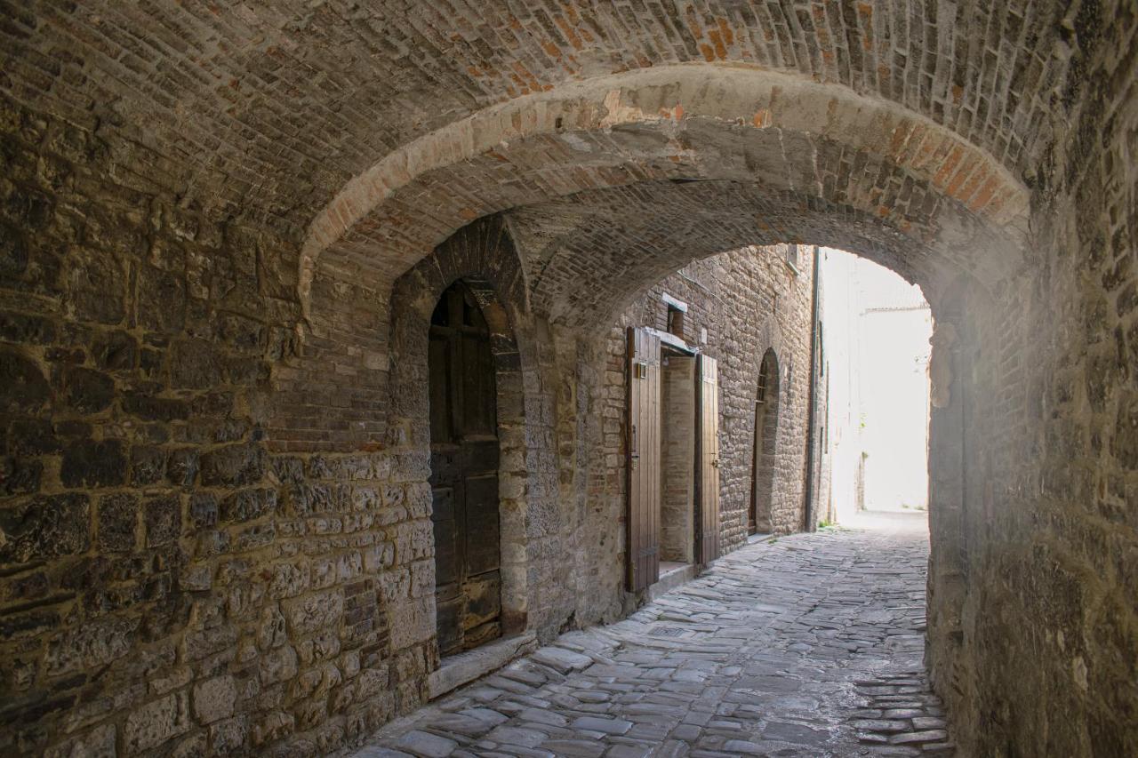Monolocale Centro Storico Lägenhet Gubbio Exteriör bild